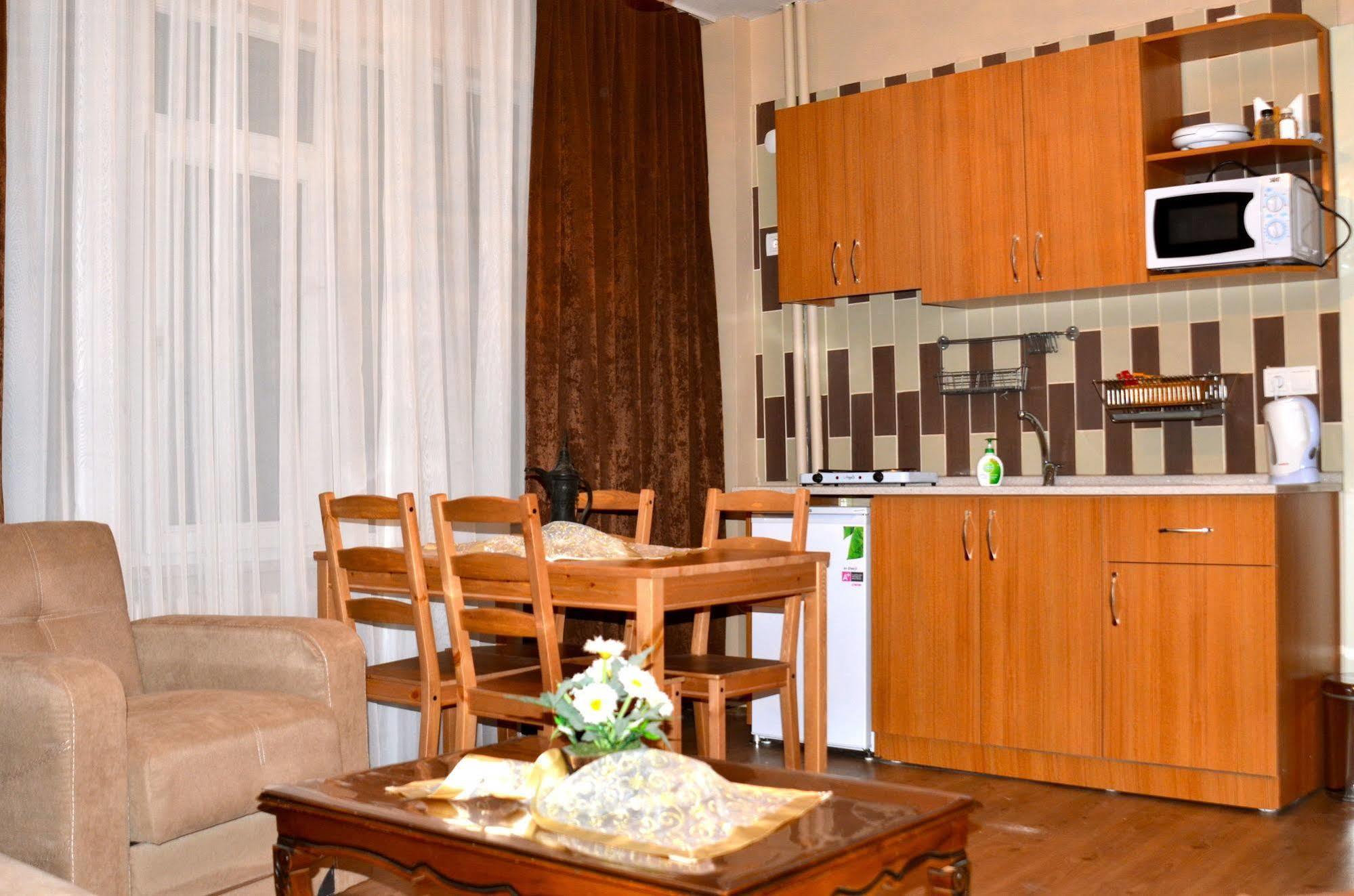 Elit Apartments And Suites คอร์ลู ภายนอก รูปภาพ