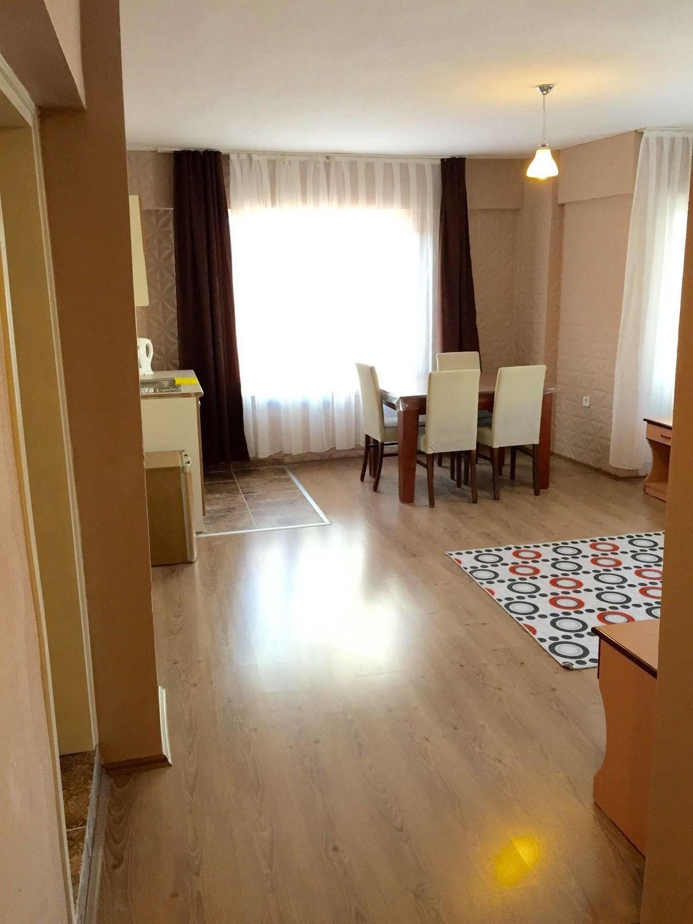 Elit Apartments And Suites คอร์ลู ภายนอก รูปภาพ